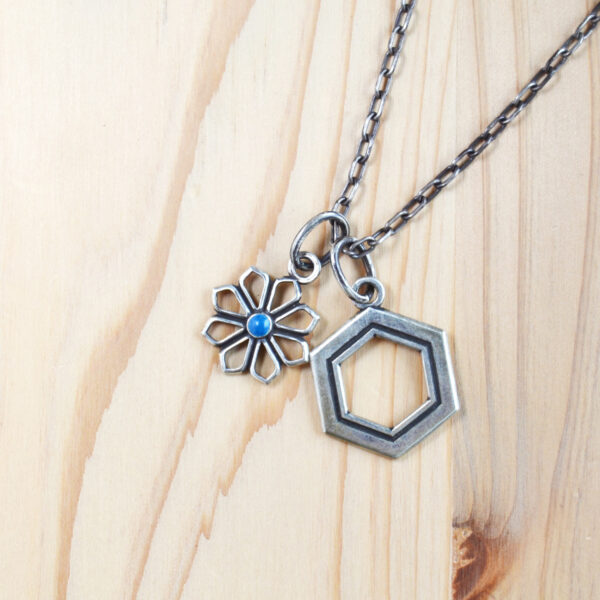 "Yatsu-Giku" Shippō Charm – Ao (Blue), Medium - Image 3