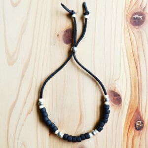 Japanese Beads Bracelet 7mm / Pewter / Matte Black / Off White